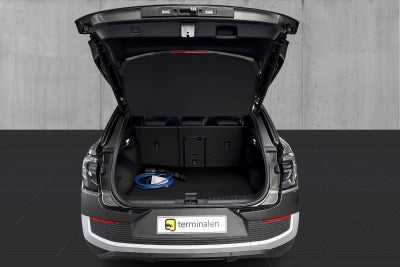 Ford Explorer Premium Extended Range