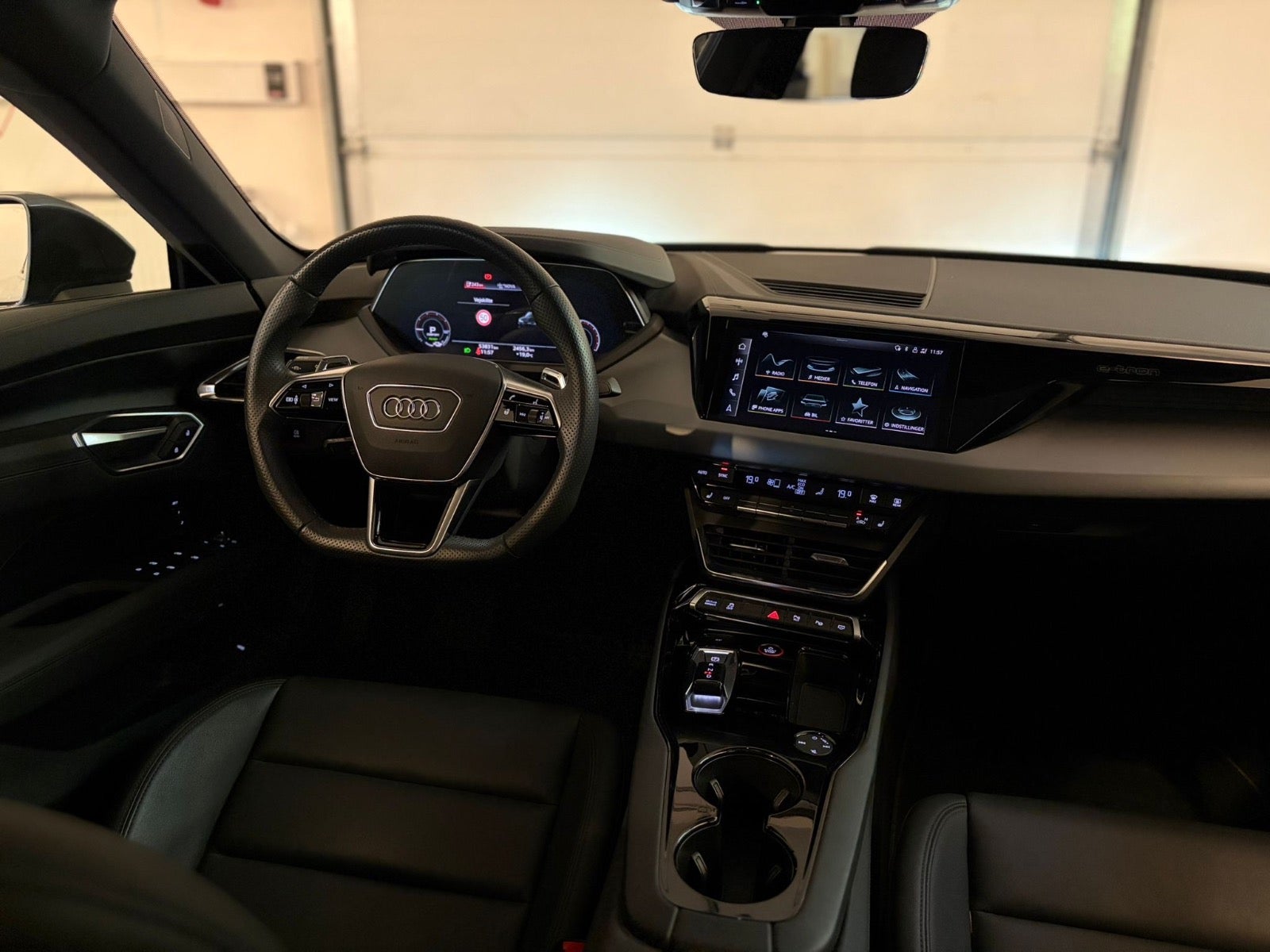 Audi – e-tron GT