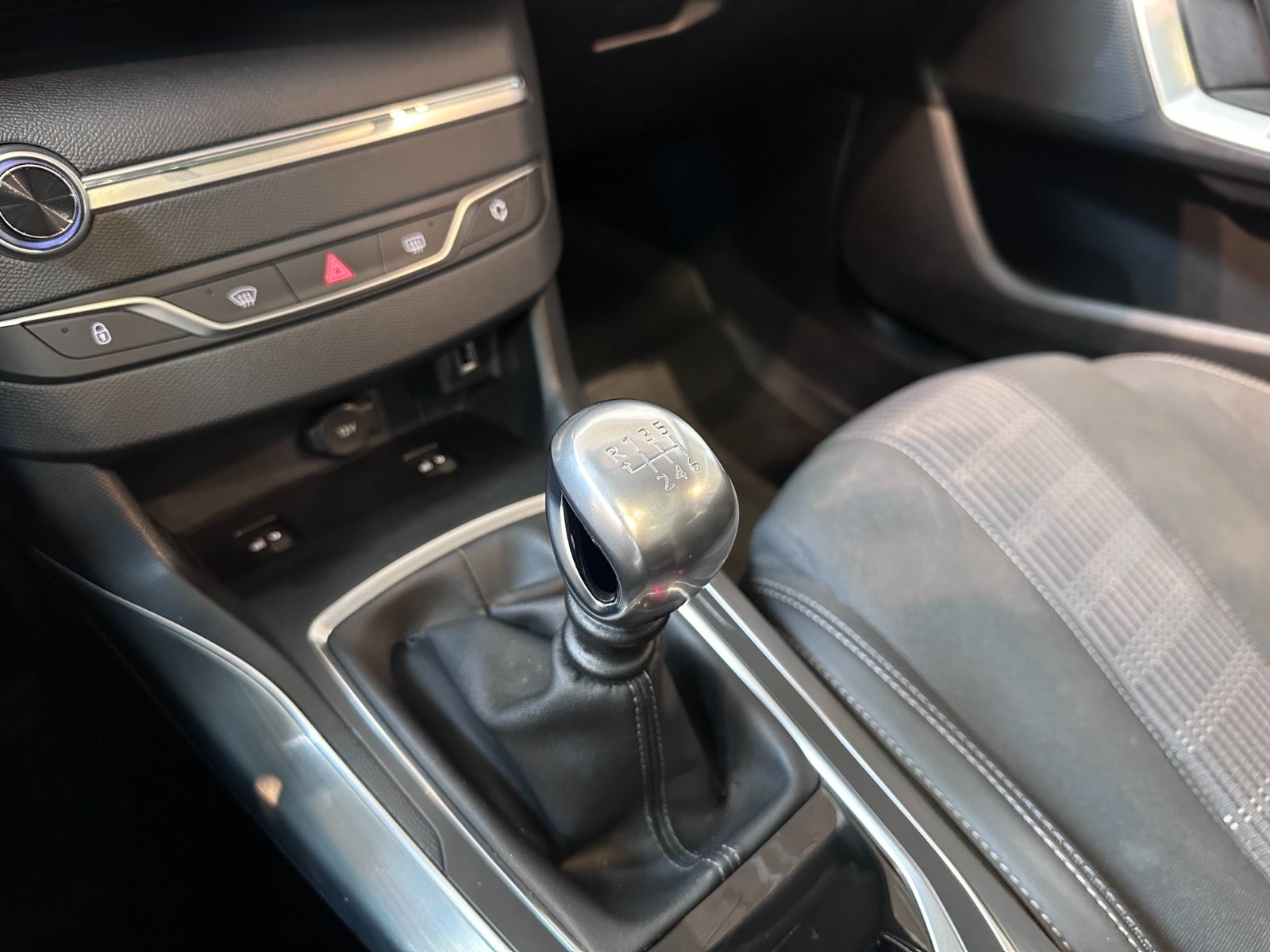 2018 Peugeot 308