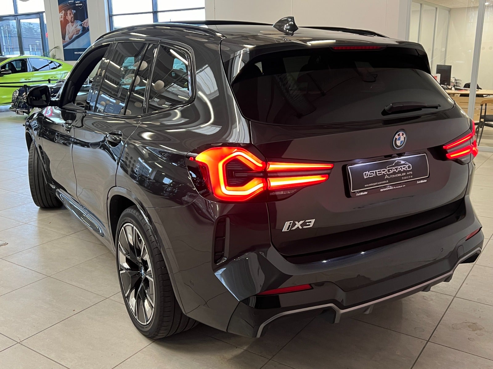 BMW iX3 2023