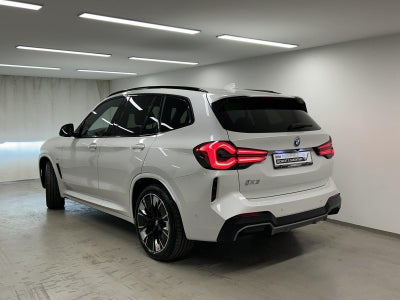 BMW iX3 Charged Plus M-Sport BMW iX3 Charged Plus M-Sport - 2