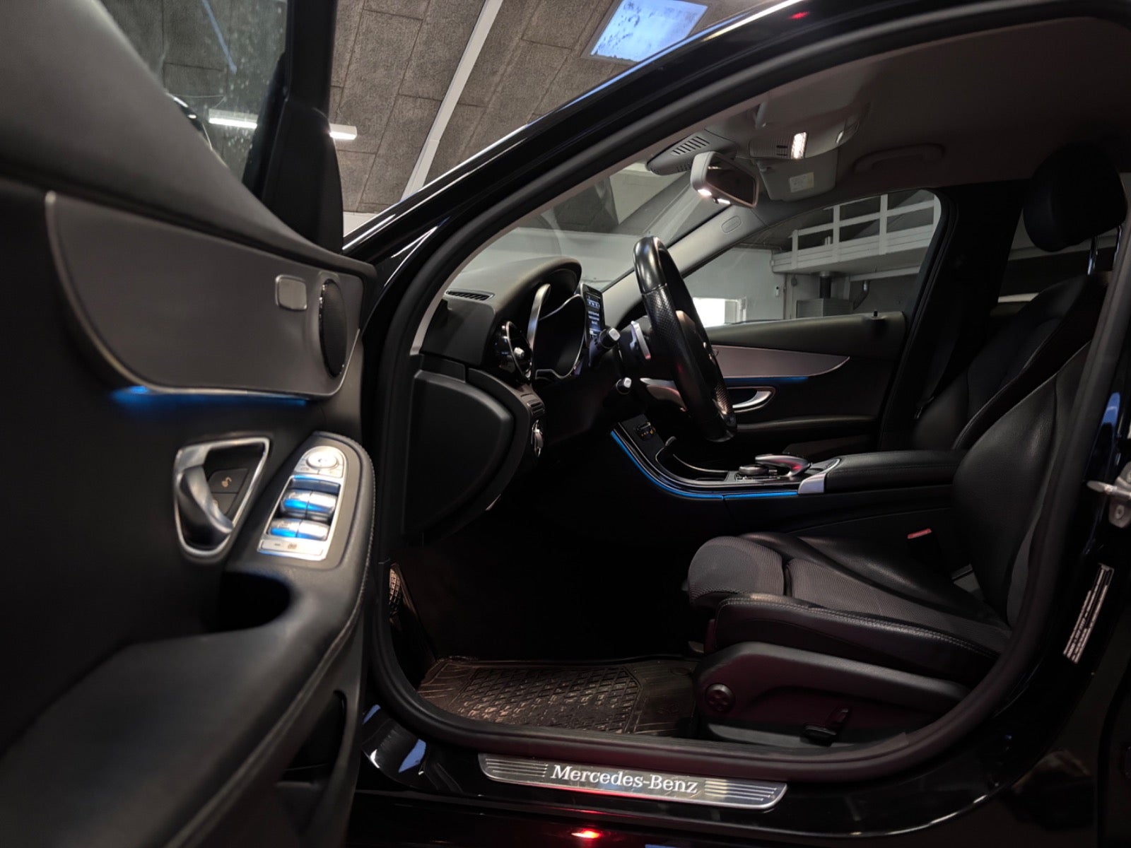 Mercedes C220 d, Billede 8