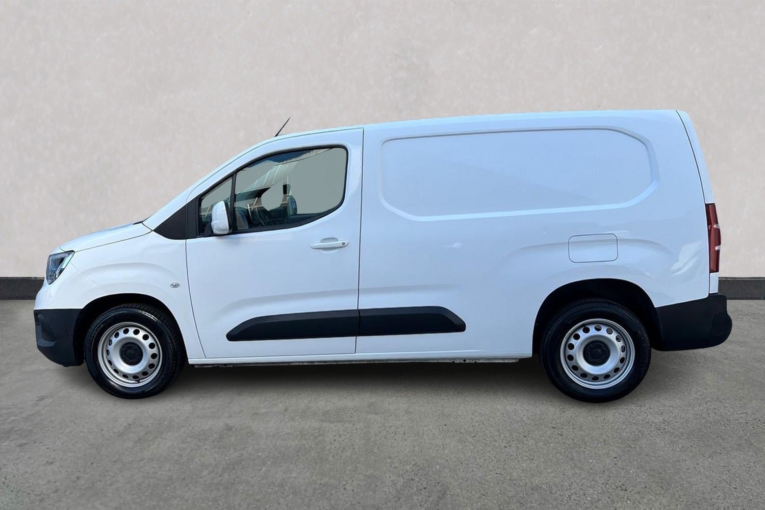 Billede af Opel Combo 1,5 D 130 Innovation L2V2 aut.
