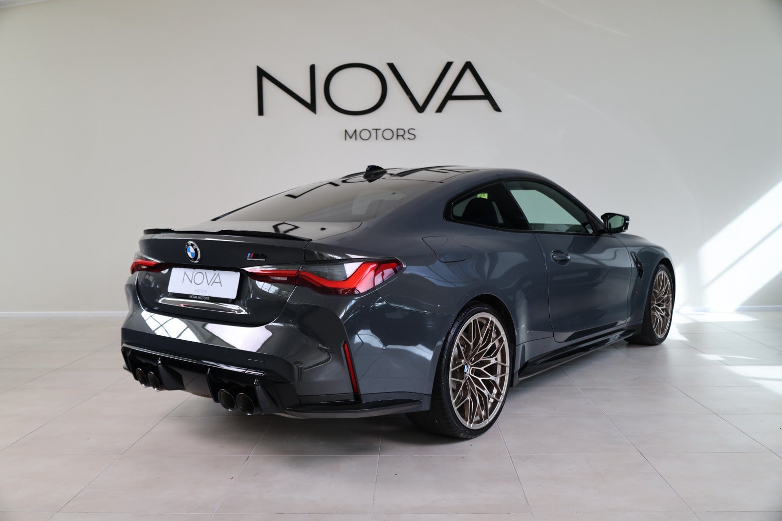 BMW M4 3,0 Coupé Competition xDrive aut. 2d - 5