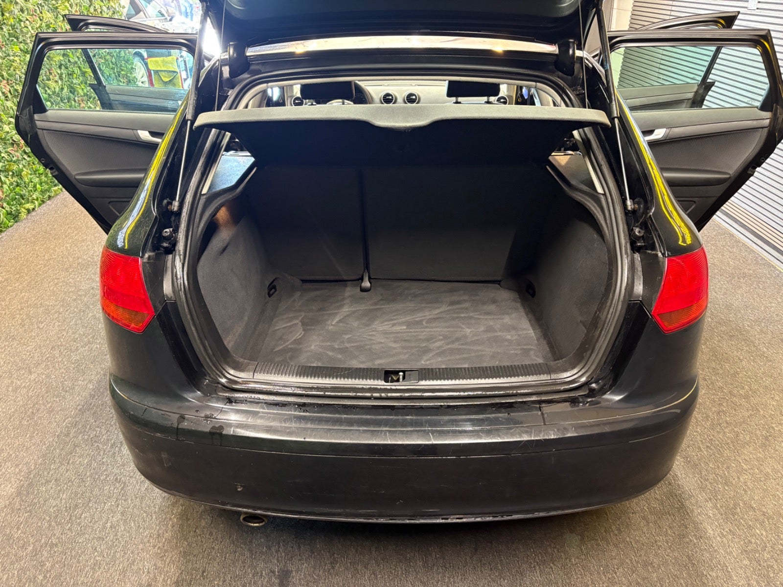 Billede af Audi A3 1,6 Attraction Sportback aut.