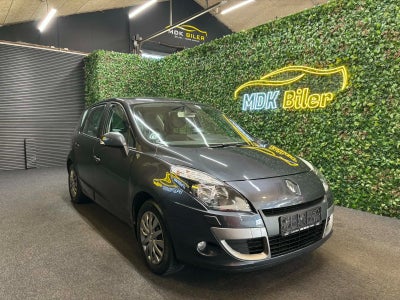 Renault Scenic III 1,6 16V Authentique 5d