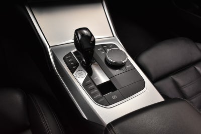 BMW 330e Touring Sport Line aut.