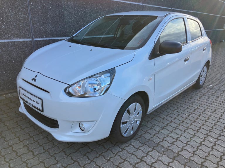 Mitsubishi Space Star Inform