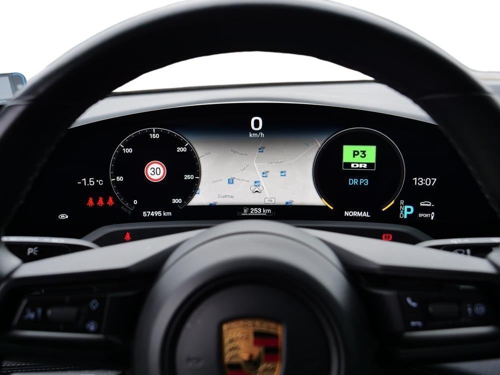 Porsche Taycan 4S Performance+ Cross Turismo