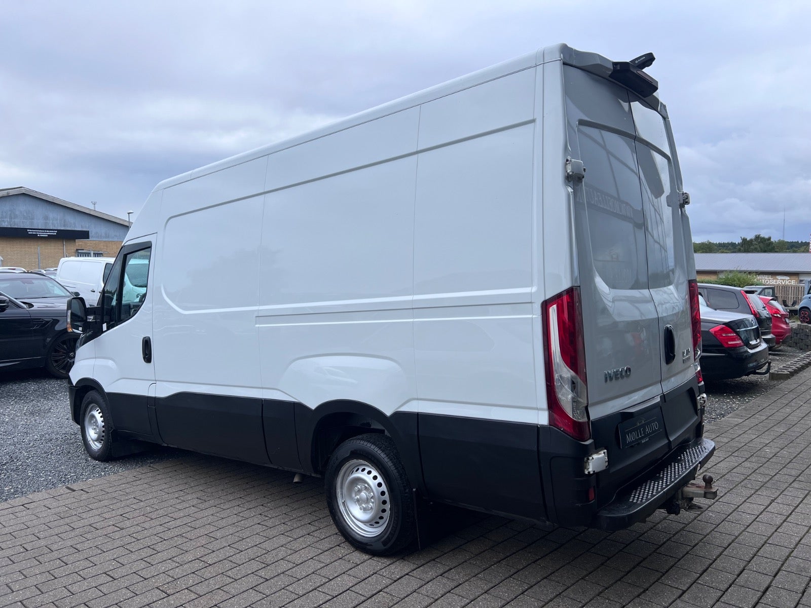 Billede af Iveco Daily 2,3 35S16 12m³ Van AG8