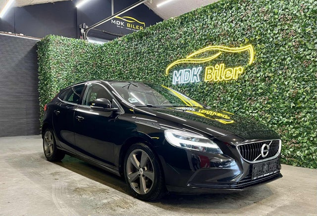 Volvo V40 2,0 D4 190 Momentum
