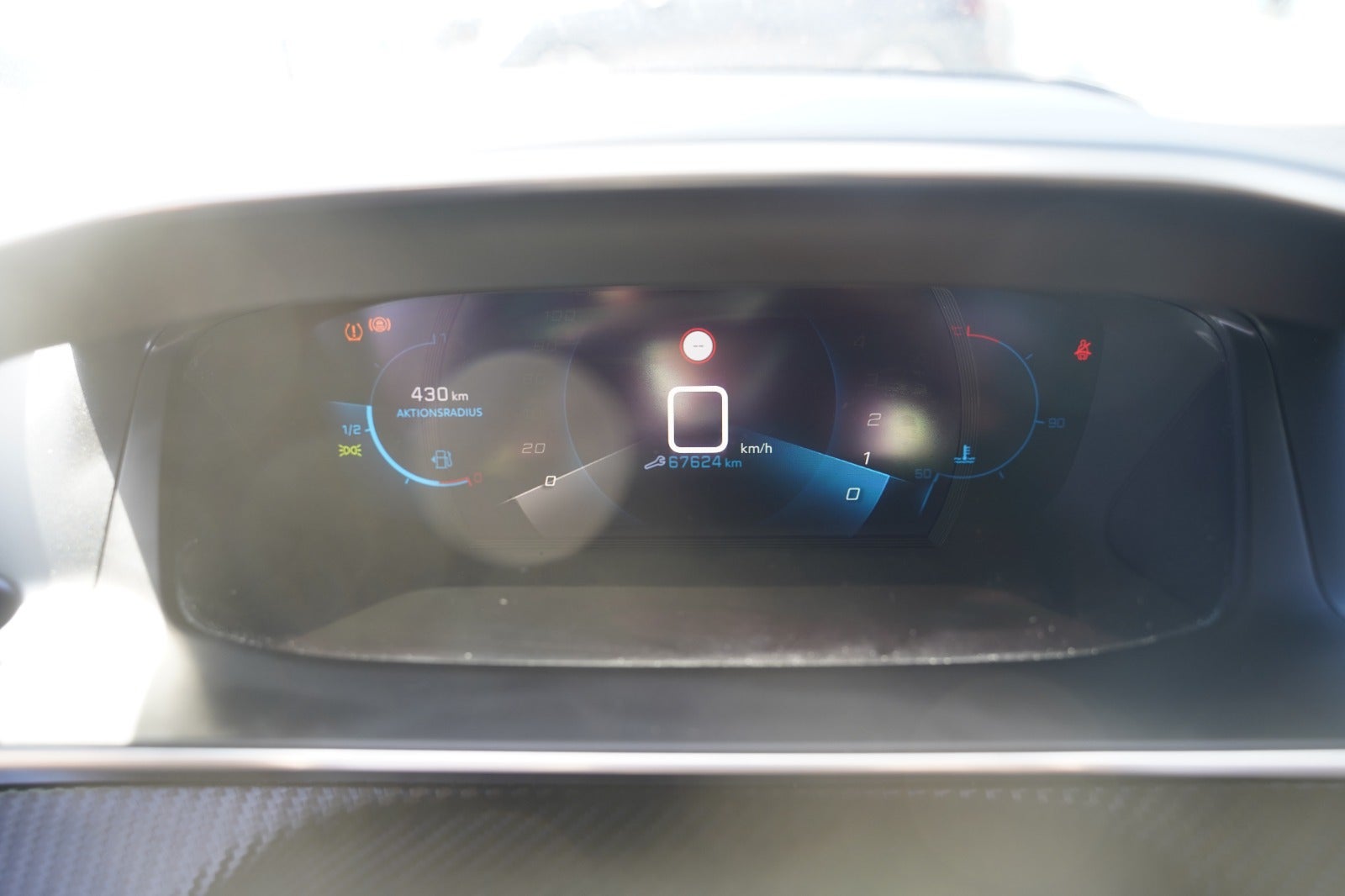 Billede af Peugeot 2008 1,5 BlueHDi 100 Allure Pack