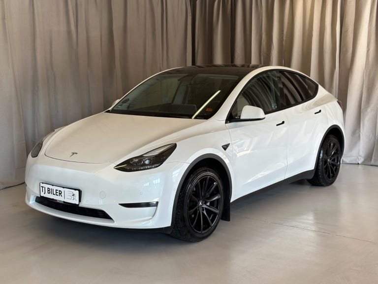 Tesla Model Y Long Range AWD