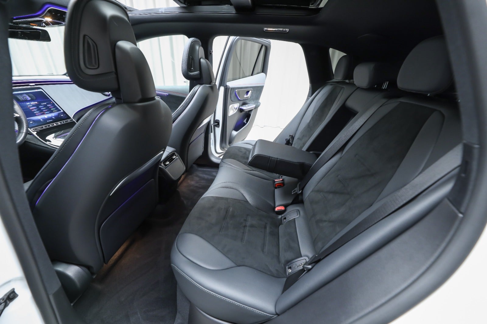 Mercedes-Benz EQE 350 SUV (5/8)