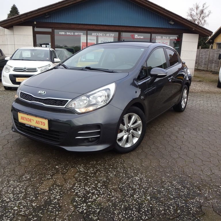 Kia Rio CVVT Attraction+