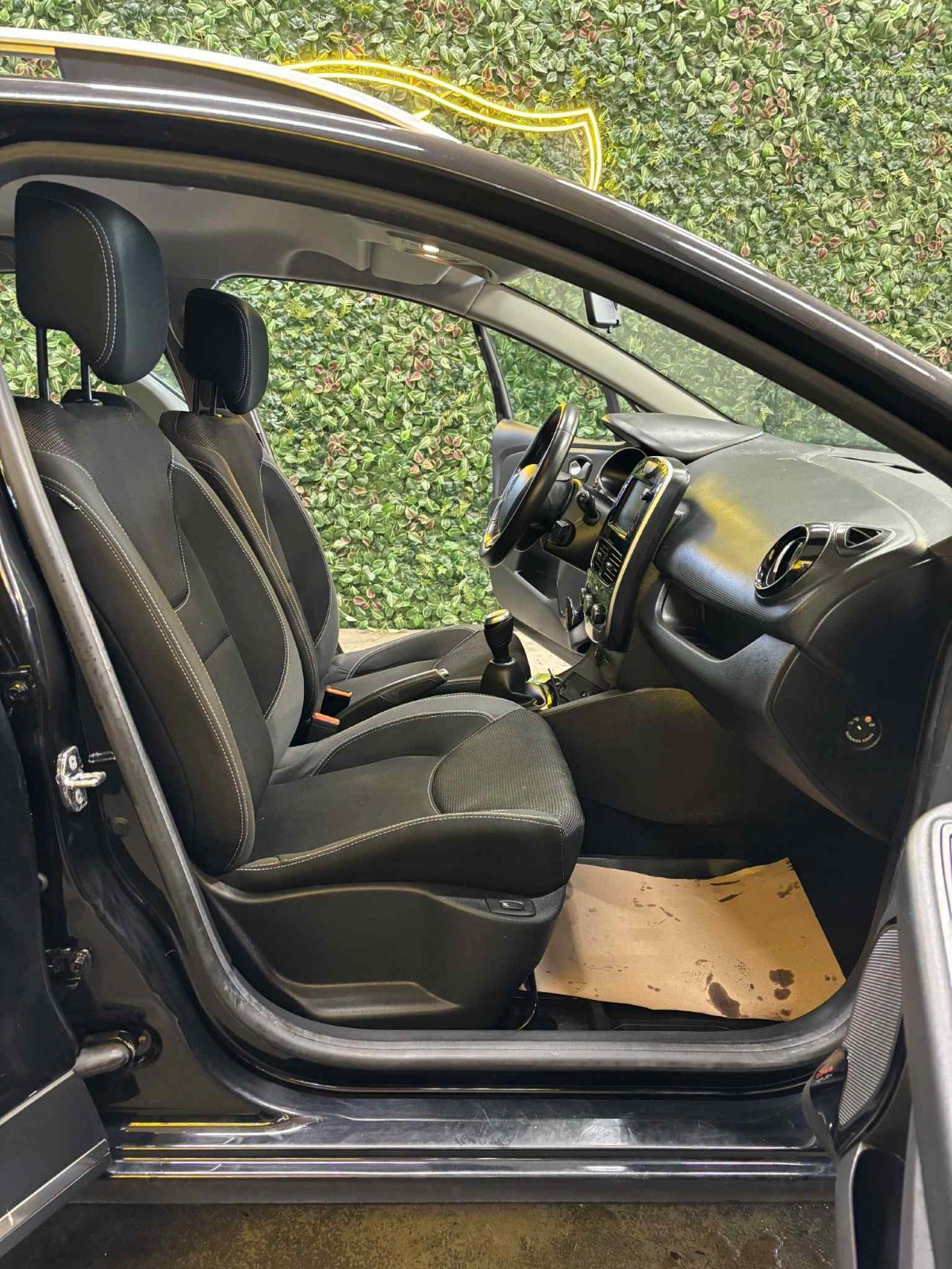Billede af Renault Clio IV 0,9 TCe 90 GO! Sport Tourer