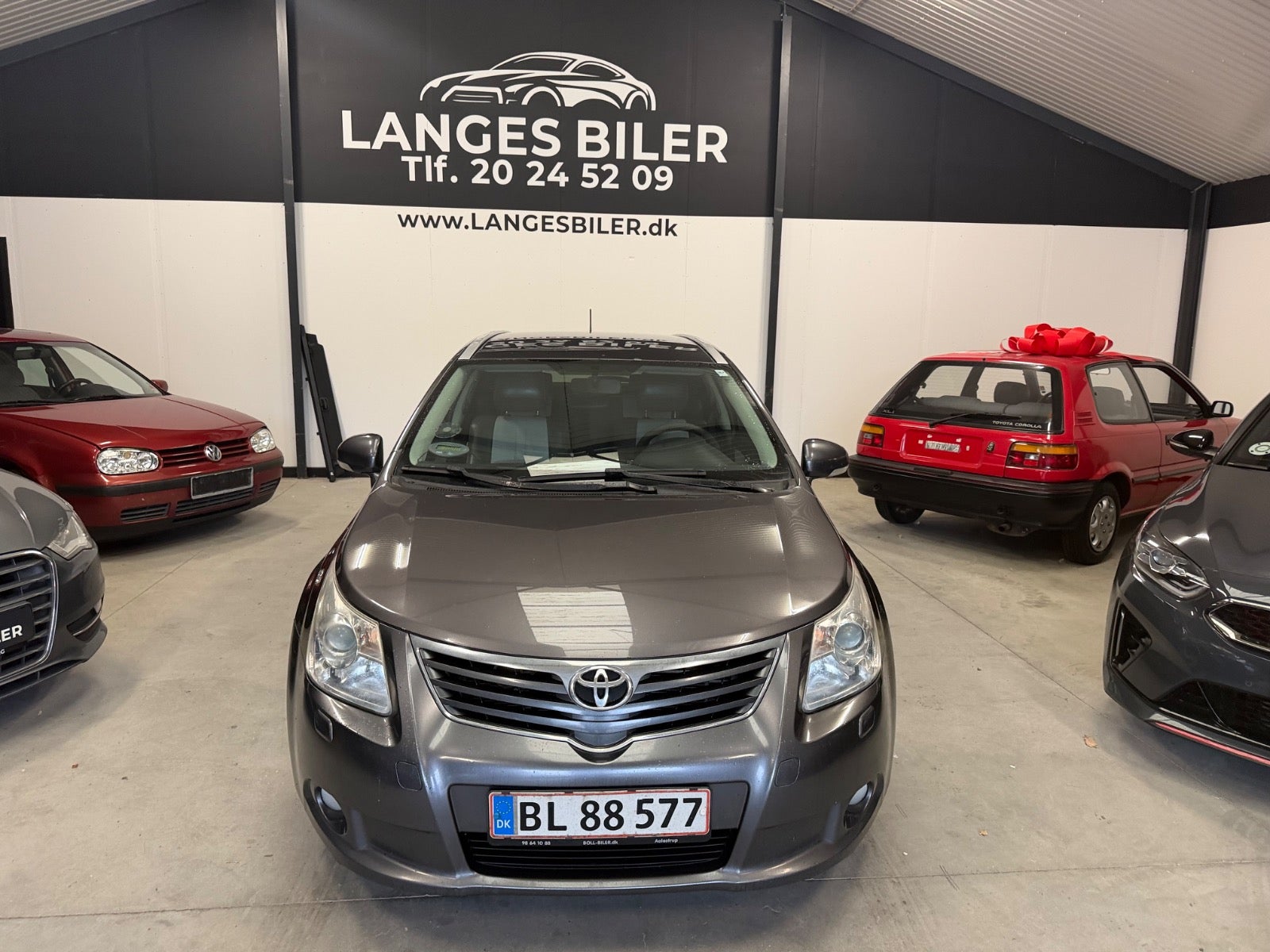 Toyota Avensis D-4D T2 stc. - Find den hos Langes Biler i Silkeborg