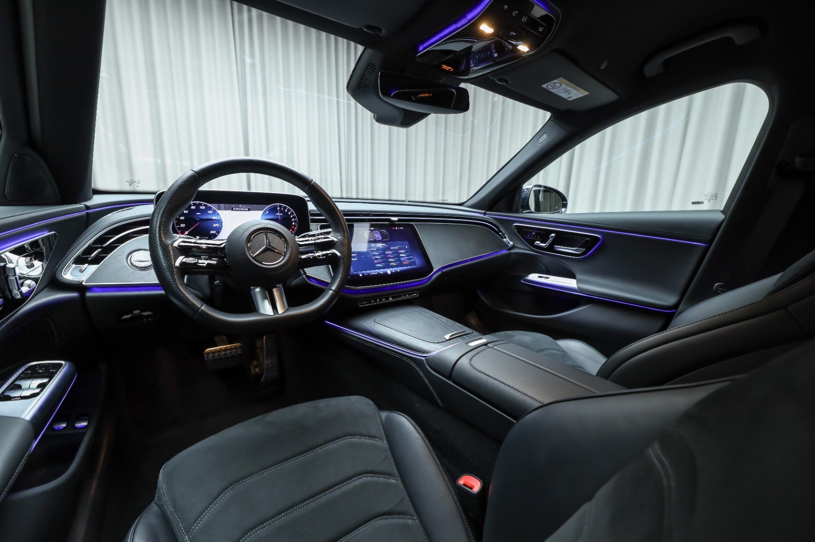 Mercedes-Benz E 400 e (4/8)