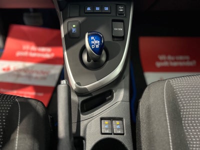 Toyota Auris Hybrid H2+ Comfort Touring Sports CVT