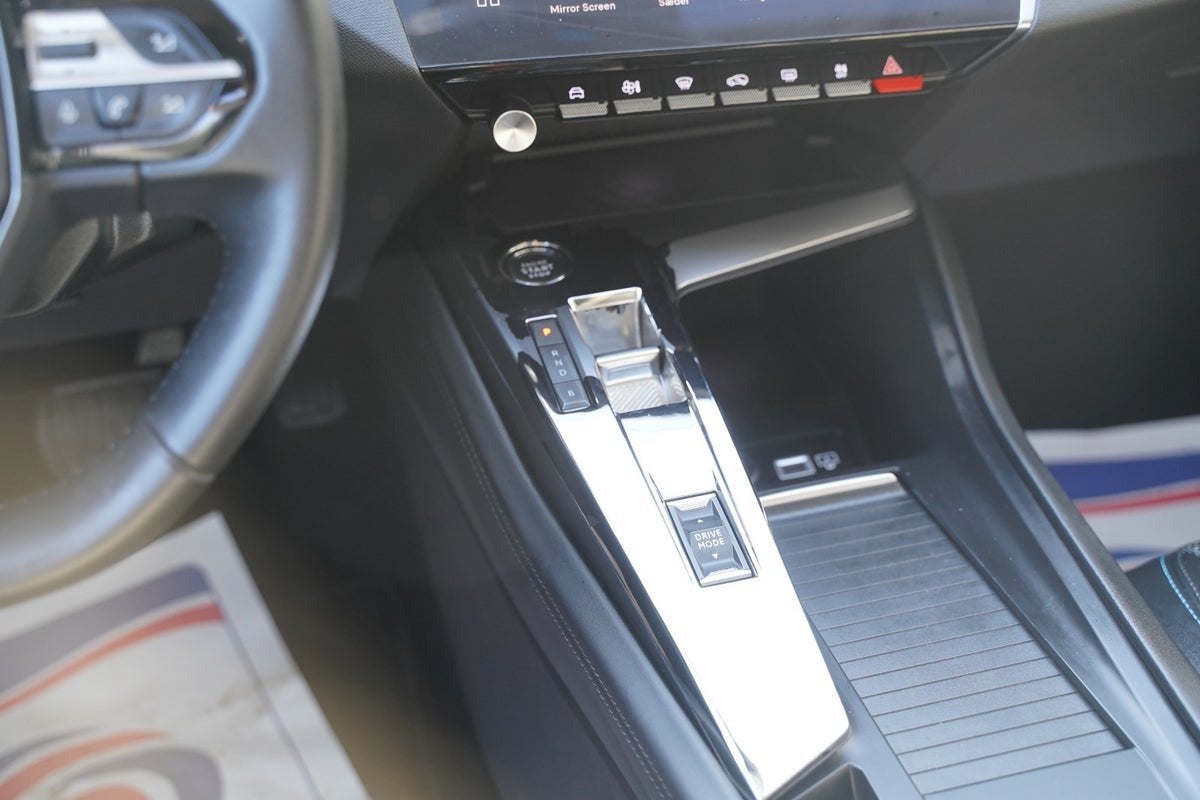 Billede af Peugeot 308 1,6 Hybrid Allure Pack EAT8