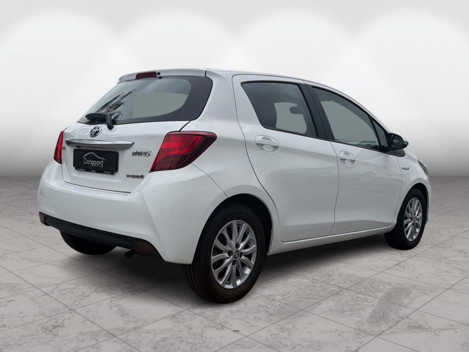 Toyota Yaris Hybrid H2 e-CVT