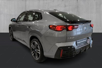 BMW iX2 eDrive20 M-Sport - 2