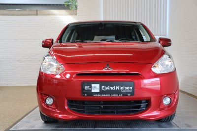 Mitsubishi Space Star Invite