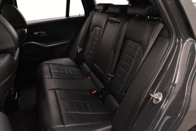 BMW 330e Touring M-Sport aut.