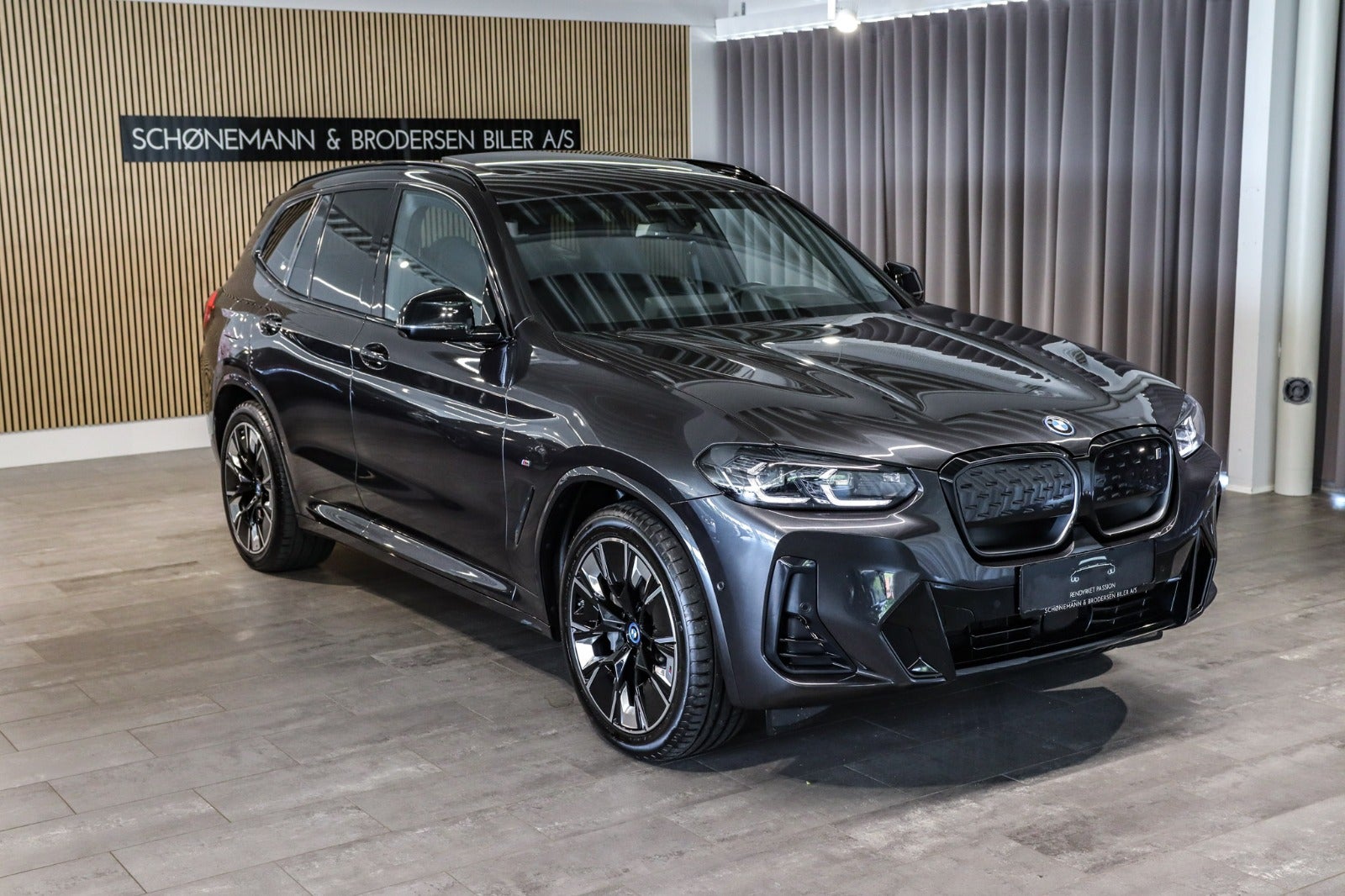 Billede af BMW iX3  Charged Plus M-Sport