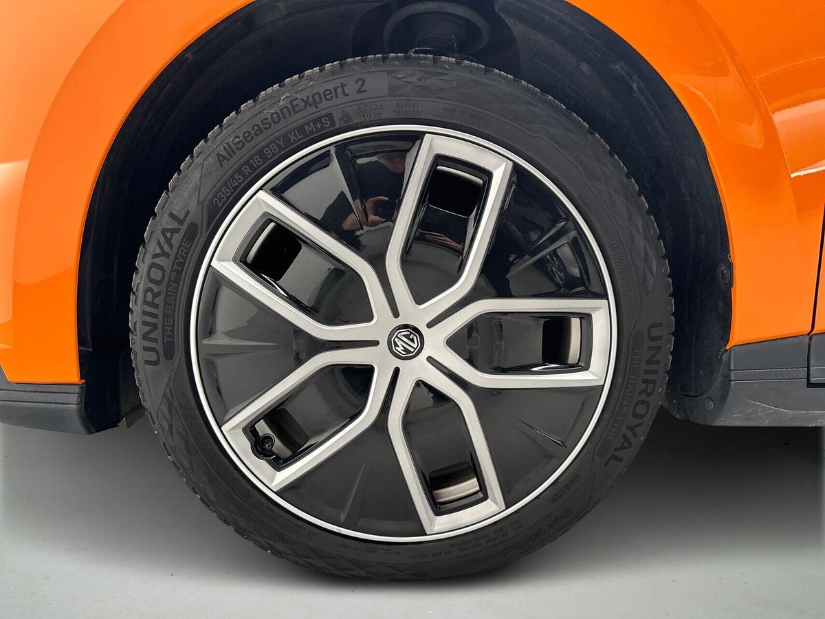 MG 4 Luxury billede 8