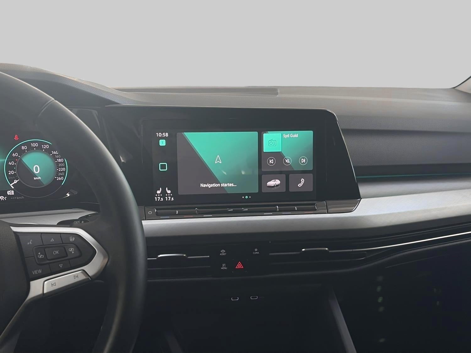 Billede af VW Golf VIII 1,5 eTSi 130 Life Variant DSG