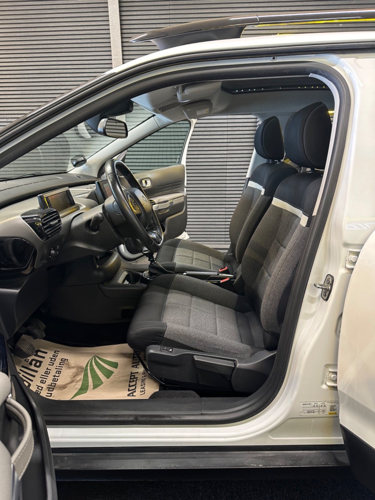 Billede af Citroën C4 Cactus 1,5 BlueHDi 100 VTR Sport
