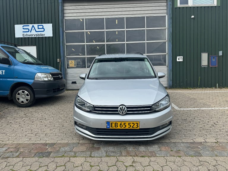 VW Touran TDi 150 Highline DSG Van