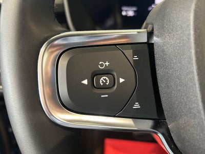 Volvo XC40 P6 ReCharge Core