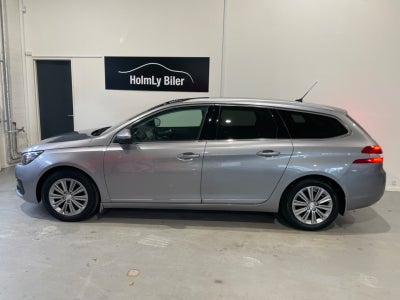 Peugeot 308 PureTech 130 Selection Sky SW