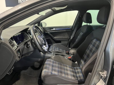 VW Golf VII GTE DSG