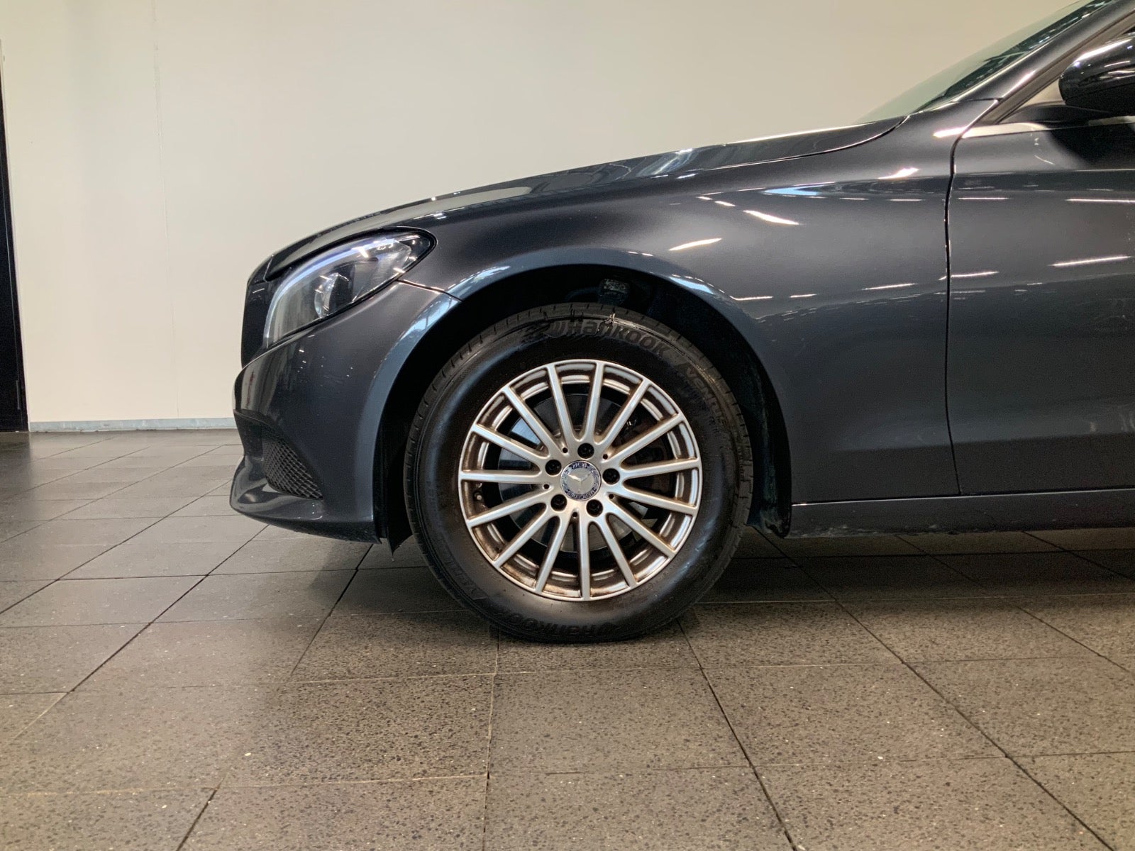 Mercedes-Benz C 220 d (4/8)