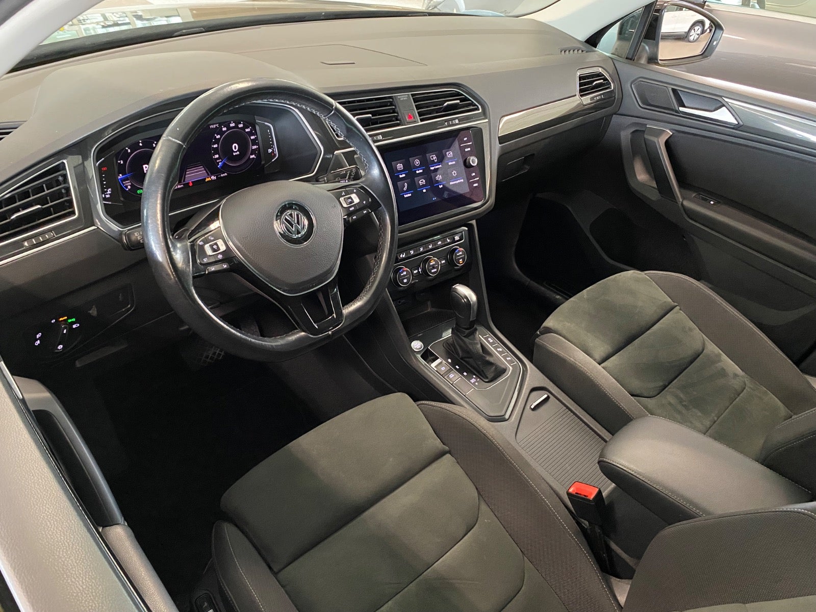 VW Tiguan TSi 150 Highline Team DSG – 12