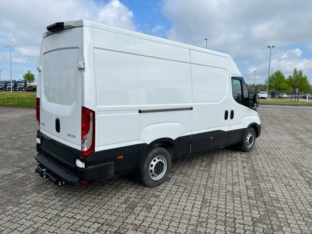 Billede af Iveco Daily 3,0 35S18 12m³ Van AG8