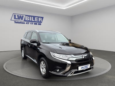 Mitsubishi Outlander 2,4 PHEV Inform CVT 4WD 5d
