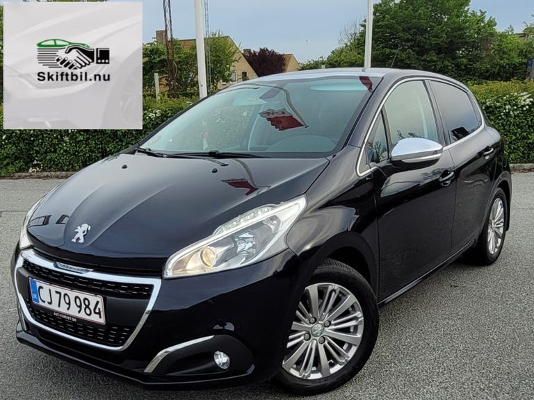 Peugeot 208 PureTech 82 Selection Sky
