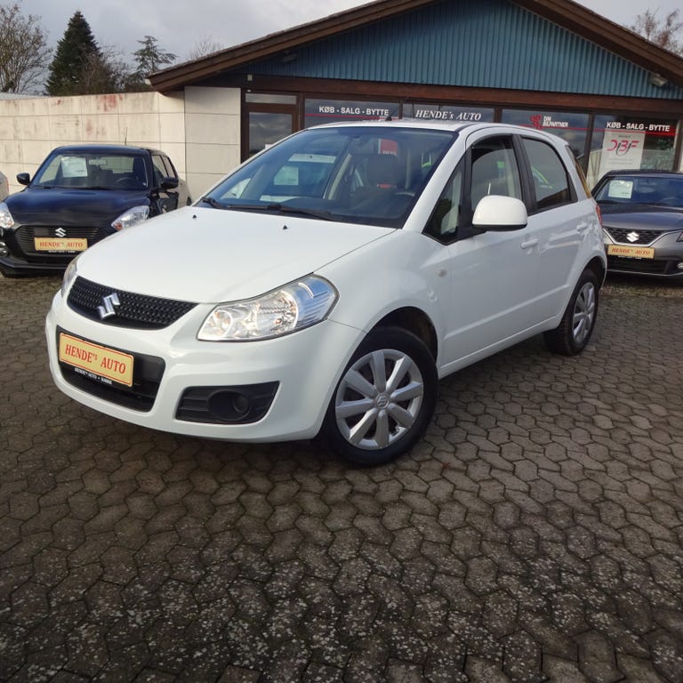 Suzuki SX4 CombiBack Shine