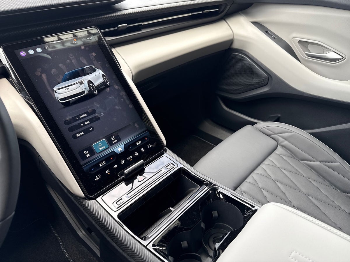 Ford Explorer Premium Extended Range billede 15