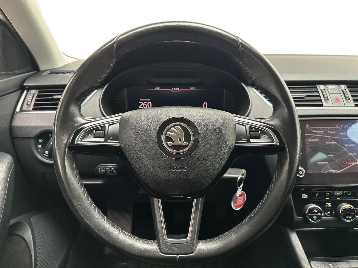 Skoda Octavia TDi 150 Business Line+ Dynamic Combi DSG billede 9