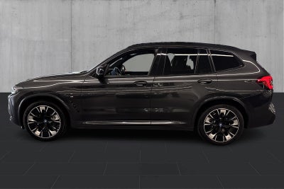BMW iX3 Charged Plus M-Sport - 1