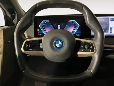 BMW iX xDrive40 Supercharged
