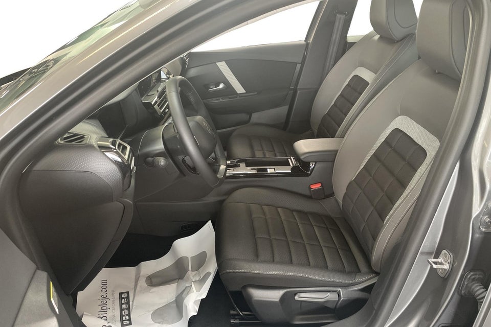 Citroën ë-C4 X 54,0 Plus 2025