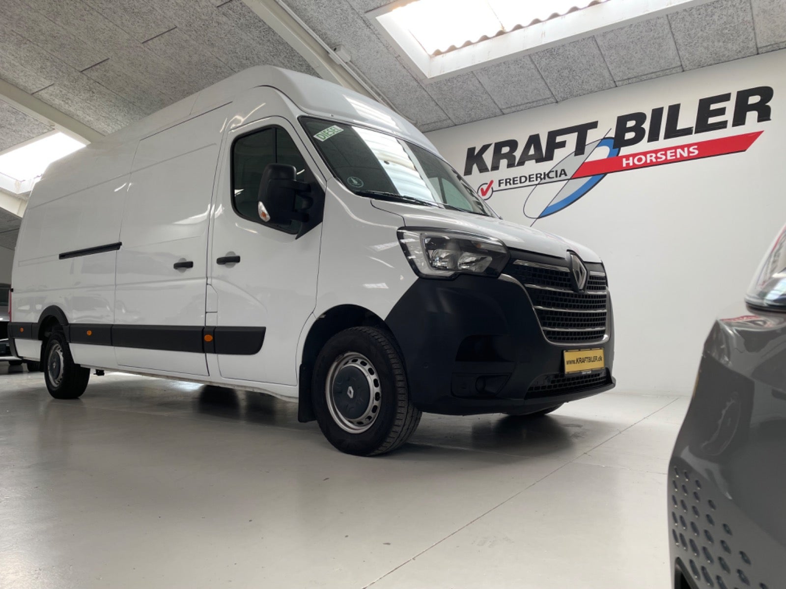 Billede af Renault Master IV T35 2,3 dCi 165 L4H3 Kassevogn RWD