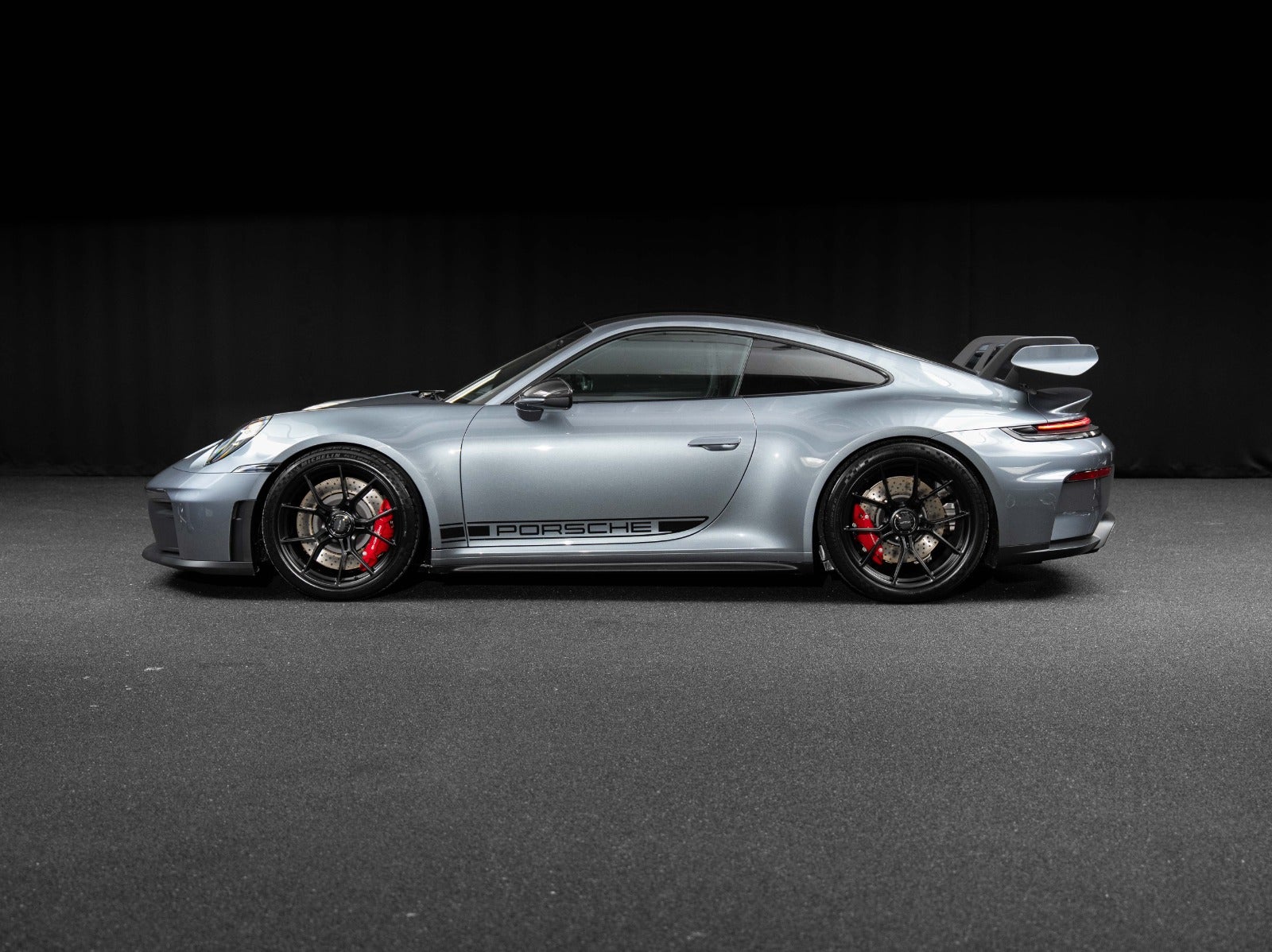 Gallery image 3 of 17