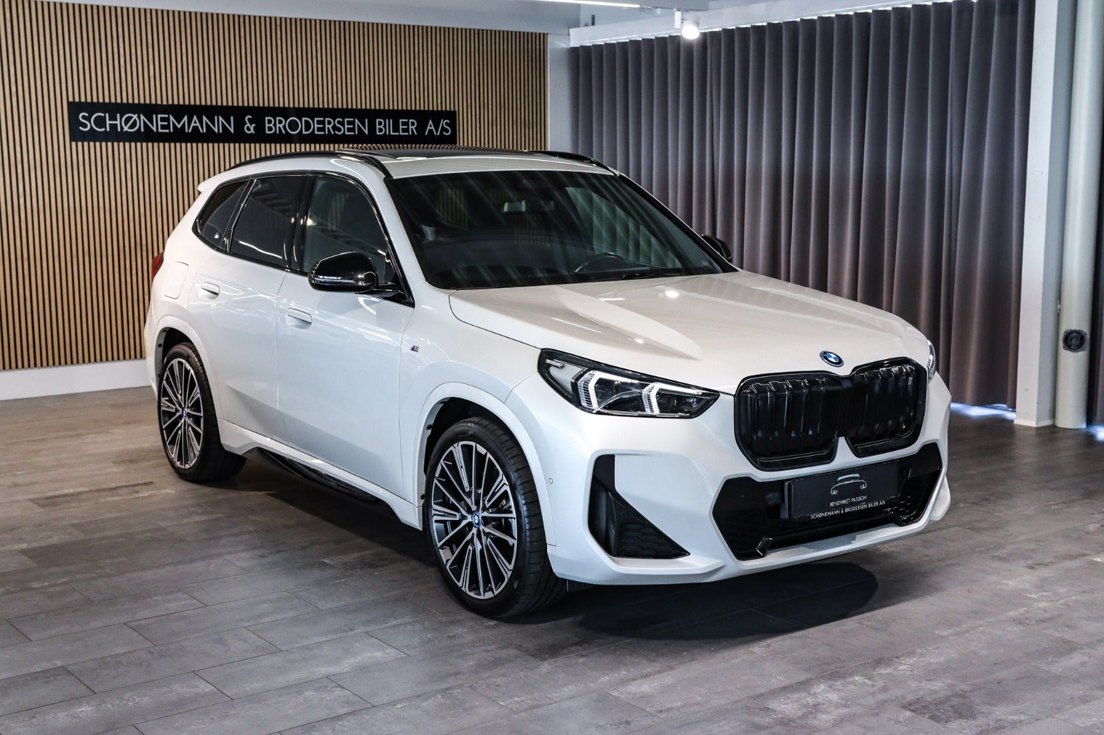 Billede af BMW iX1  xDrive30 M-Sport Premium